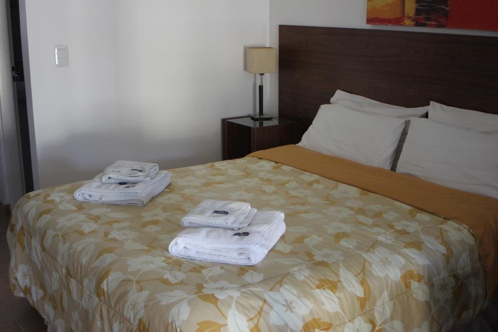 Las Lomas Suites & Spa Chascomús Exteriör bild