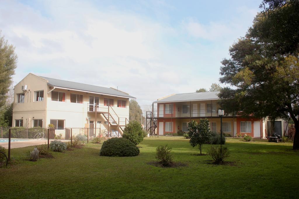 Las Lomas Suites & Spa Chascomús Exteriör bild